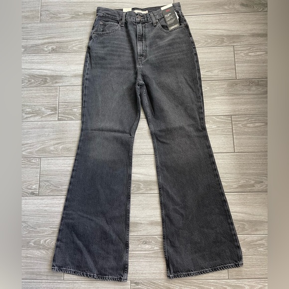 HOST Pick🎉Levi’s 70’s High Flare Black/Gray Wash jeans, Size 29 & 30 NWT!••• - Picture 5 of 16